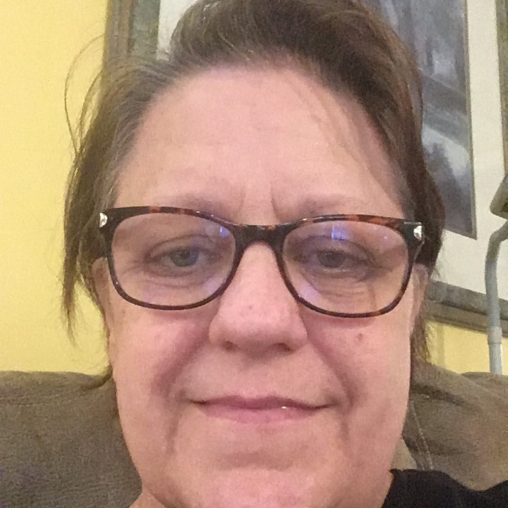 Meet your Posher, Regina